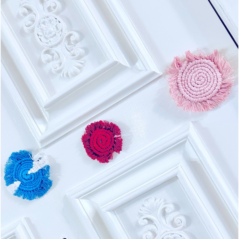 NEW: [5pc Set] Soul Embellishment’s Hand Woven Macrame Home Decor Magnets - Picture 2 of 16